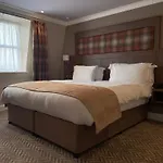 Dillon\'S Hotel
