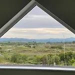 Hillside Lodge