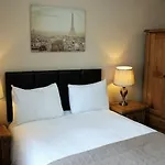 Wild Atlantic Accommodation 68 Burnside Park