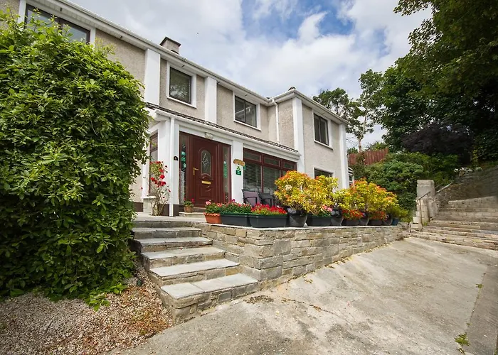Oaklands Bed And Breakfast