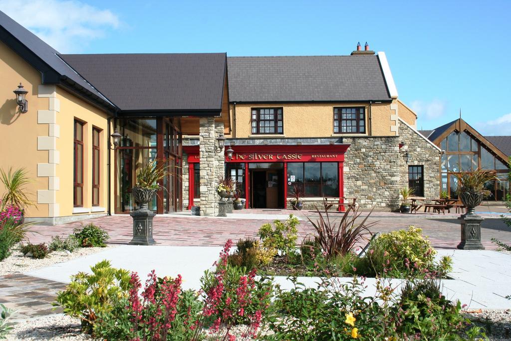 Hotel Silver Tassie &