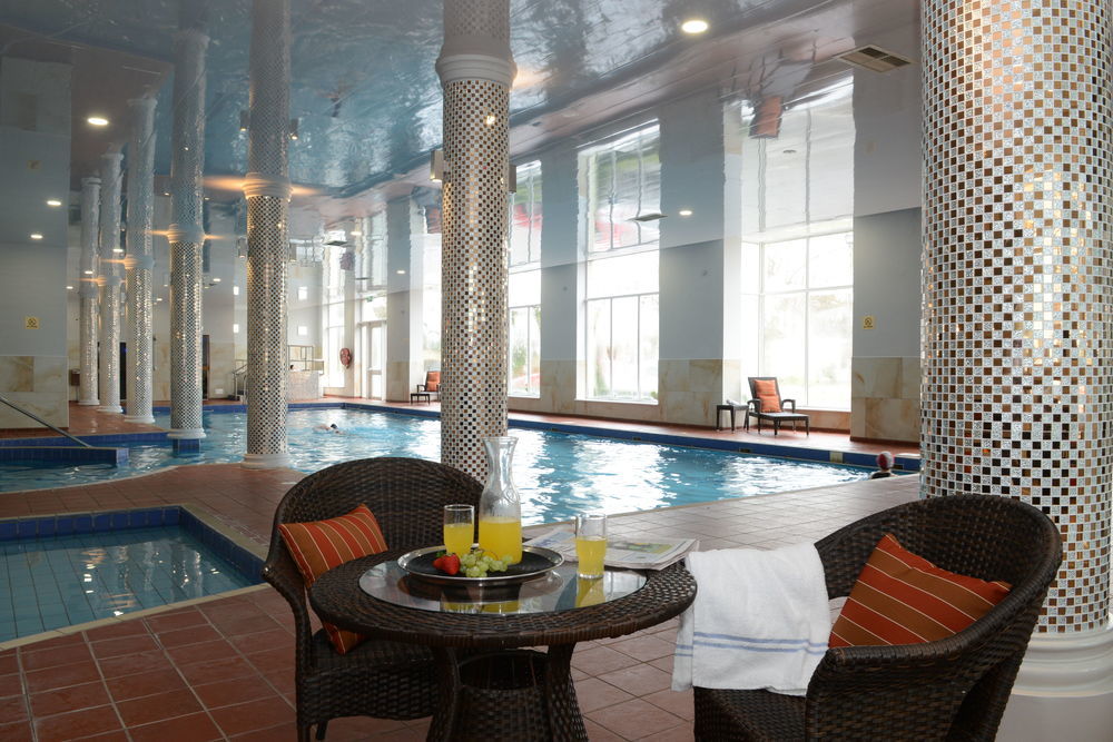 Clanree & Leisure Centre Hotel