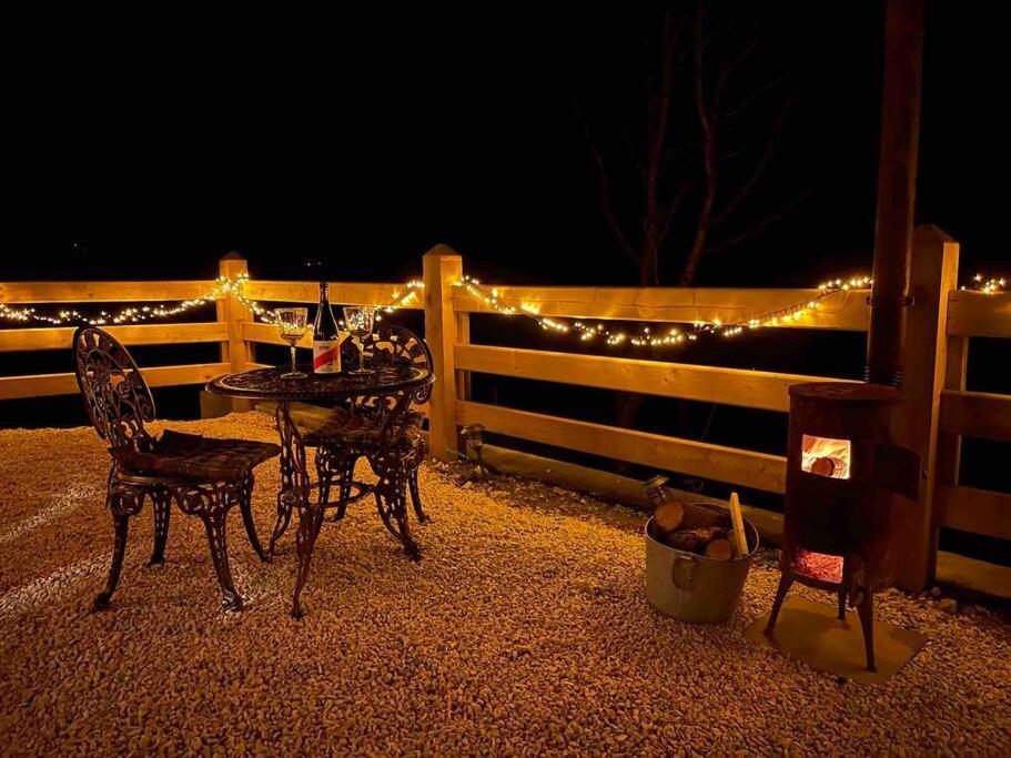 Luxury Log With Private Hot Tub & Sea Views * Letterkenny