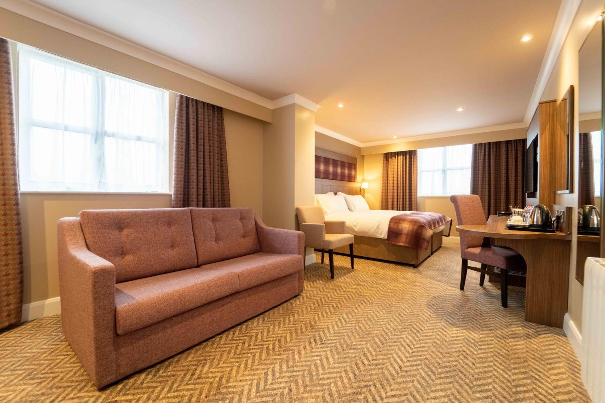 Hotel Dillon's 4*