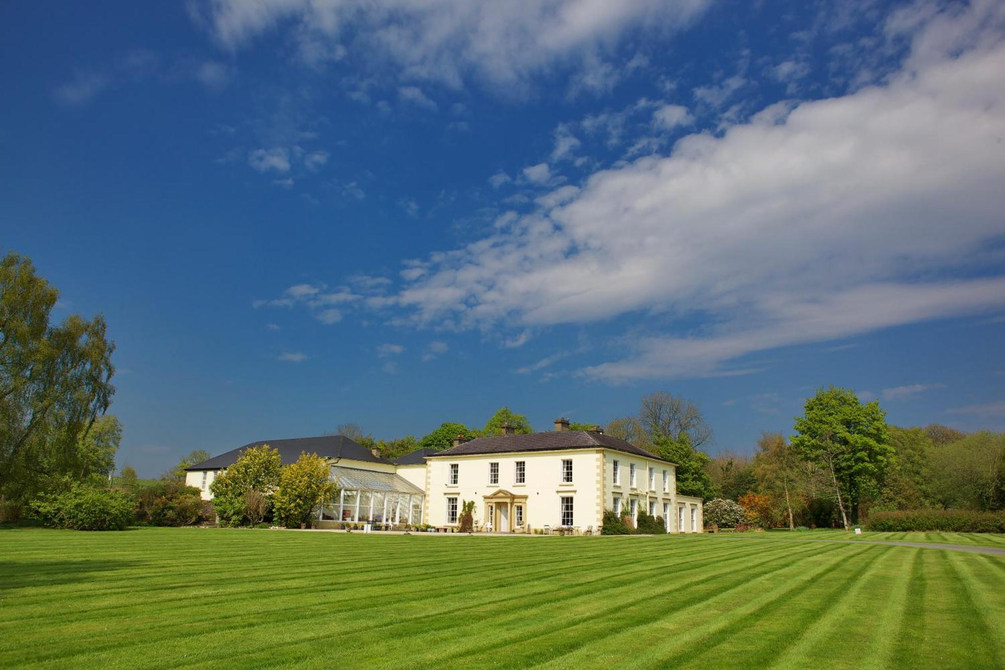 Hotel Castle Grove 4*