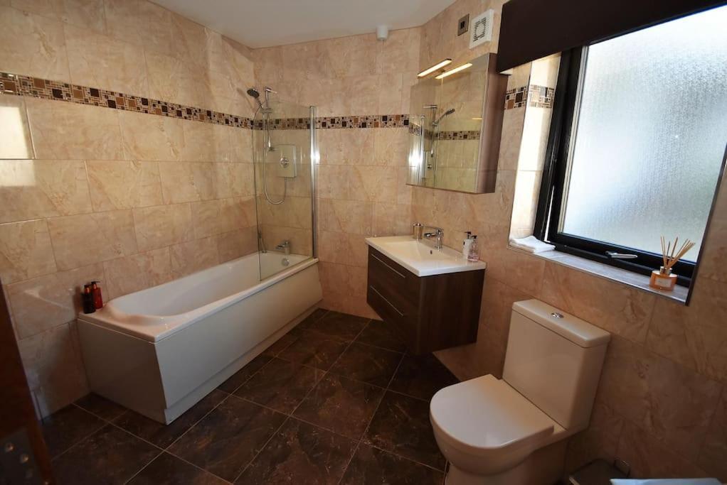 Holiday home No50 Luxury 3bed3bath With Ev Charger *