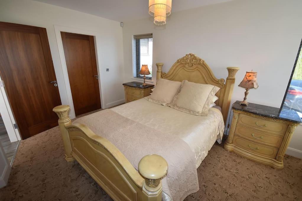 Holiday home No50 Luxury 3bed3bath With Ev Charger *