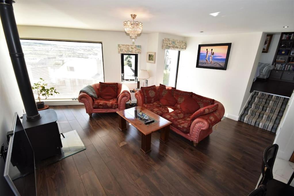 Holiday home No50 Luxury 3bed3bath With Ev Charger *
