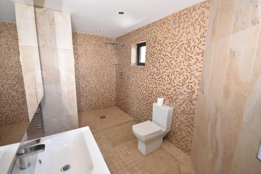 Holiday home No50 Luxury 3bed3bath With Ev Charger