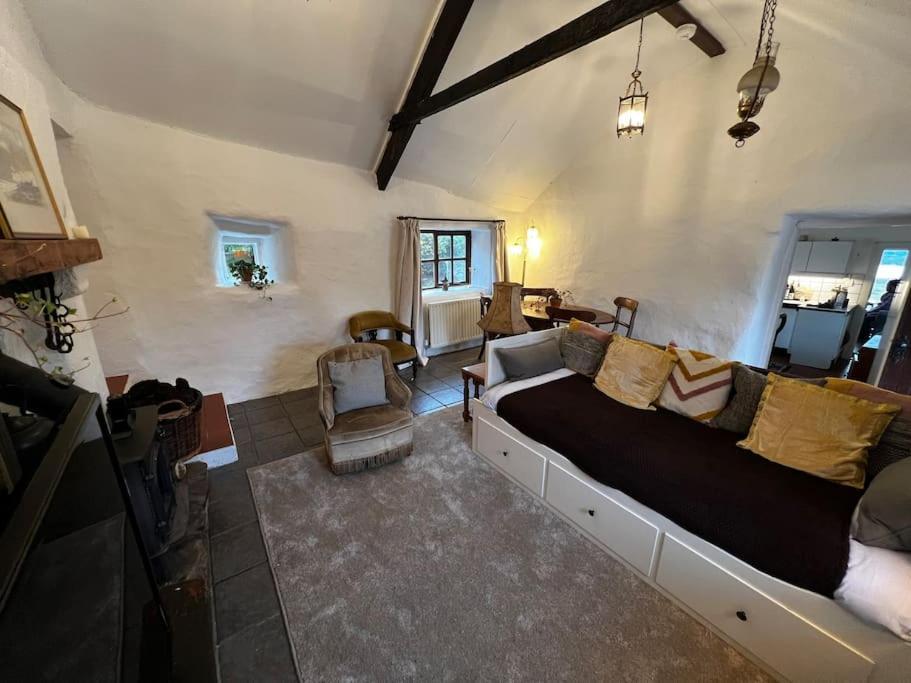 Private Thatched - With Views Holiday home *