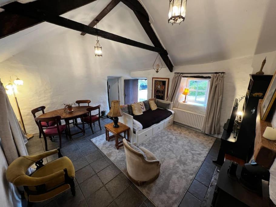 Private Thatched - With Views