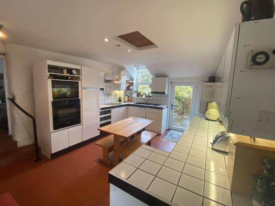 Private Thatched - With Views *