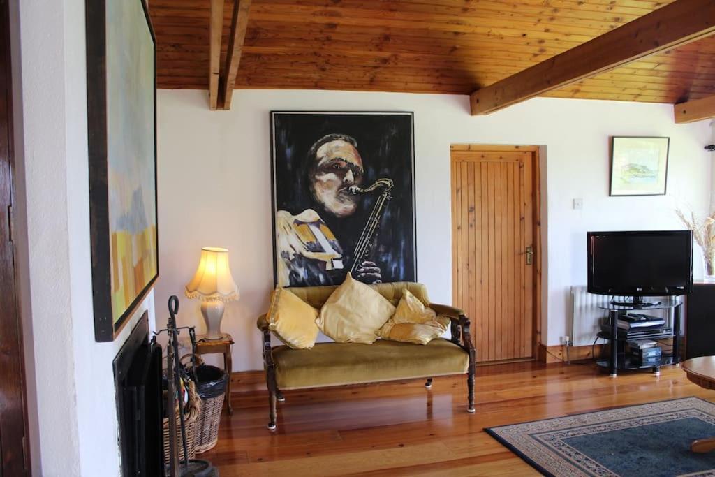 Private Thatched - With Views * Letterkenny