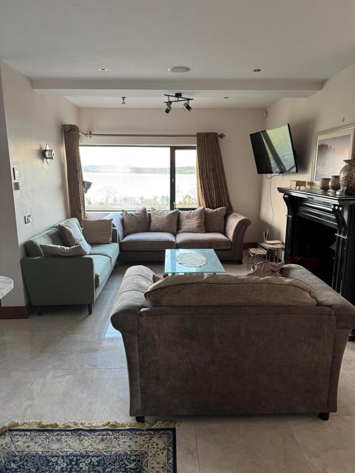 Serene Luxurious Retreat With Sea Views, Entire * Letterkenny