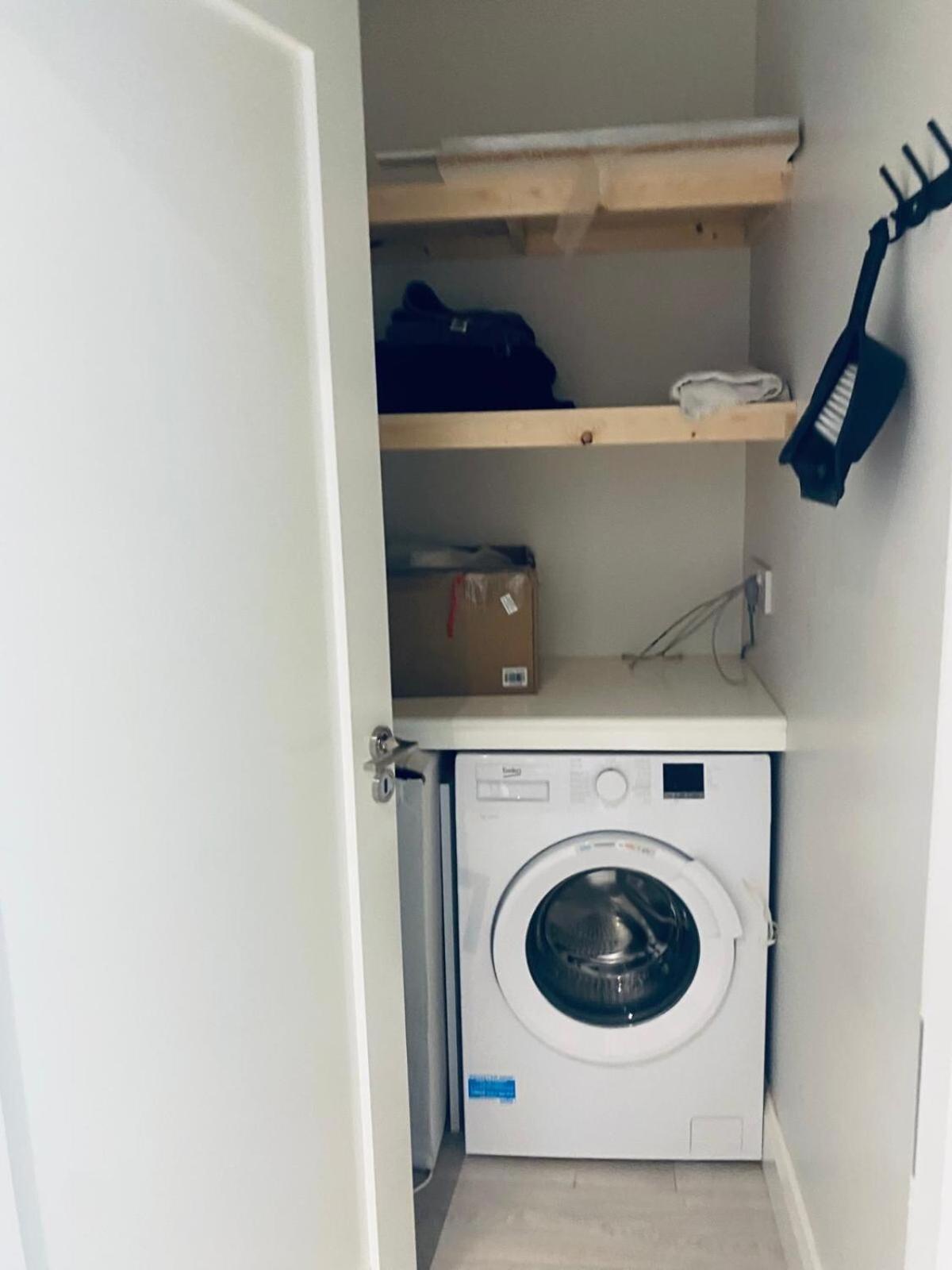 Starlight Apartments, 6 *