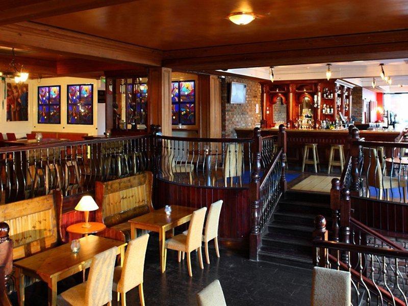 Hotel Dillon's 4*