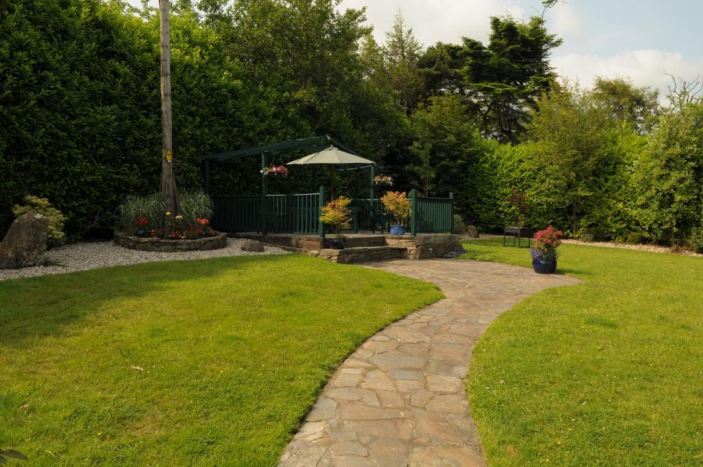 Bed & Breakfast Killererin House