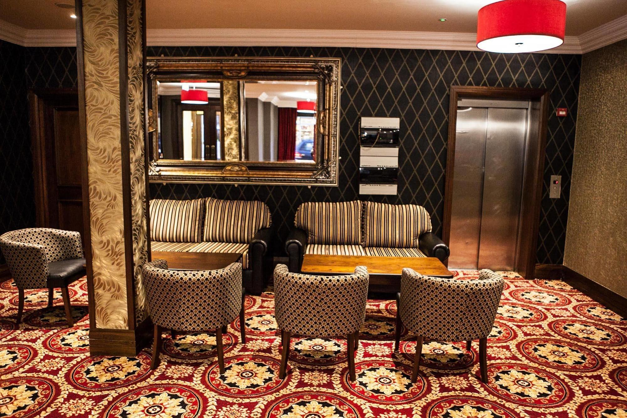 Hotel Dillon's