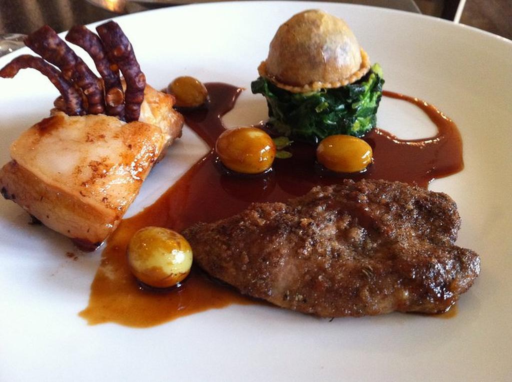 Hotel Clanree & Leisure Centre 4*