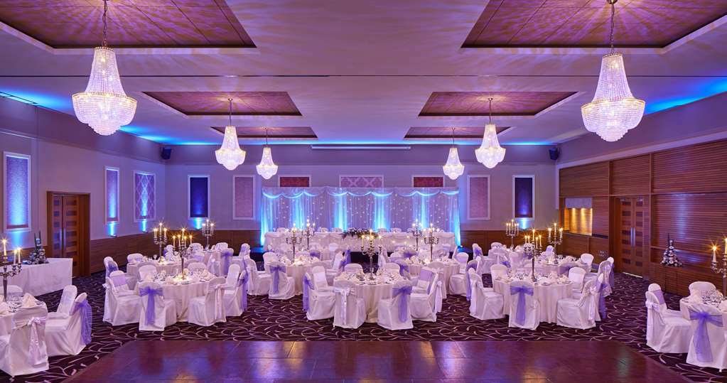 Radisson Blu Hotel, 4*